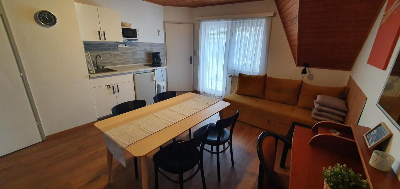 Forrest Apartman 根尼斯迪亚斯 外观 照片